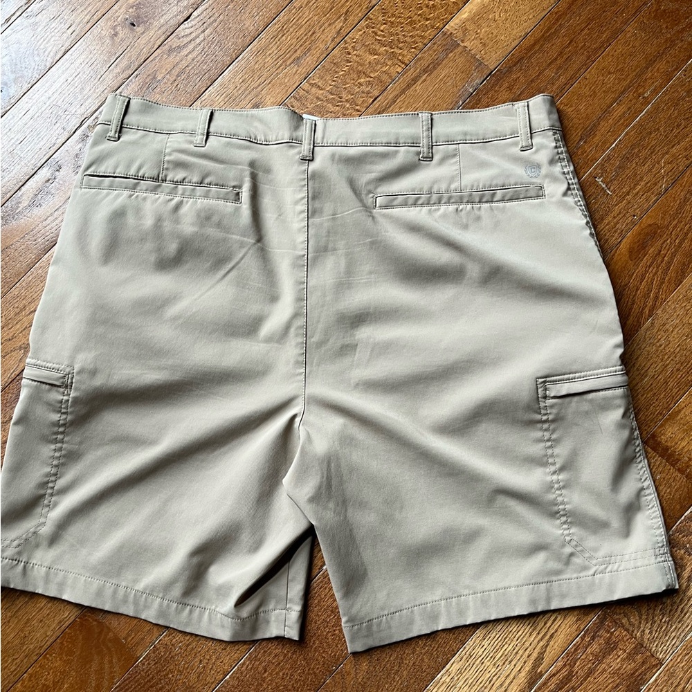 Chaps Men’s Performance Golf Shorts, Hampton Khaki, Size 40 - Picture 5 of 12